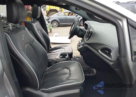 2018 Chrysler Pacifica Limited from USA, damaged, VIN 2C4RC1GG4JR293464